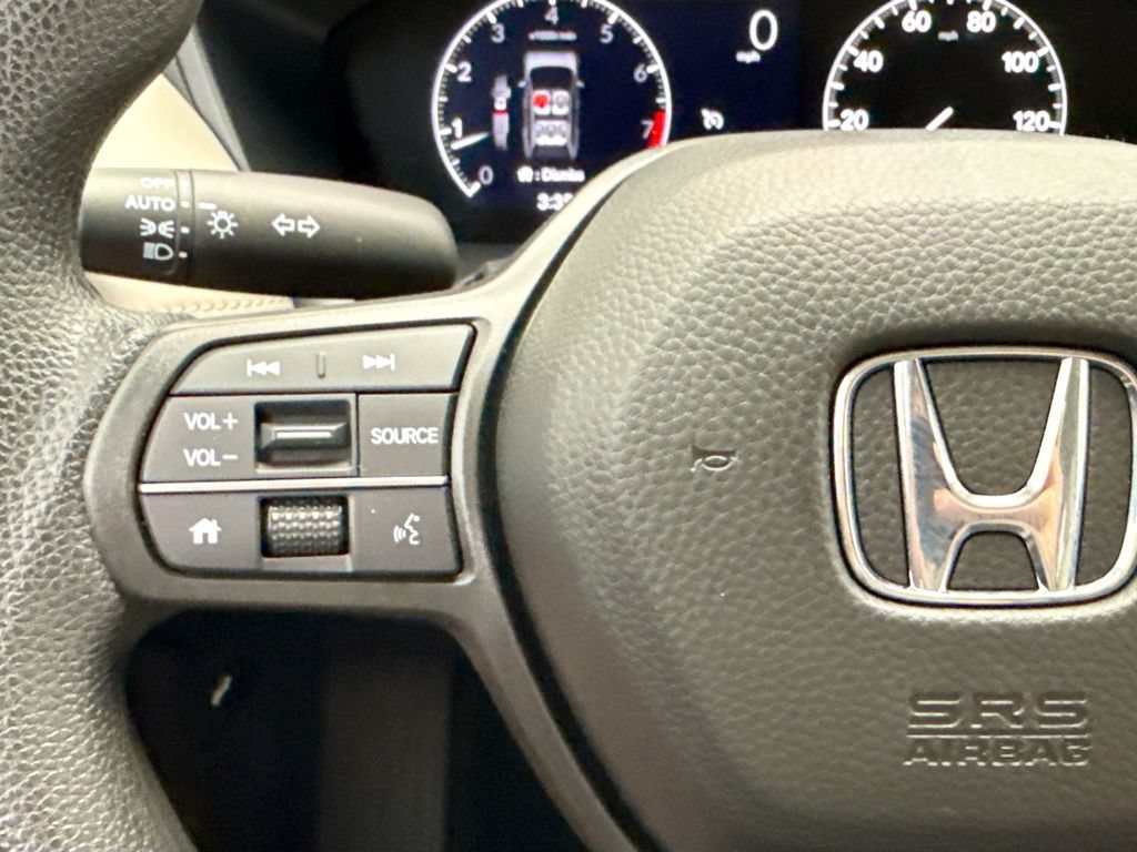 Used 2025 Honda HR-V LX image 11