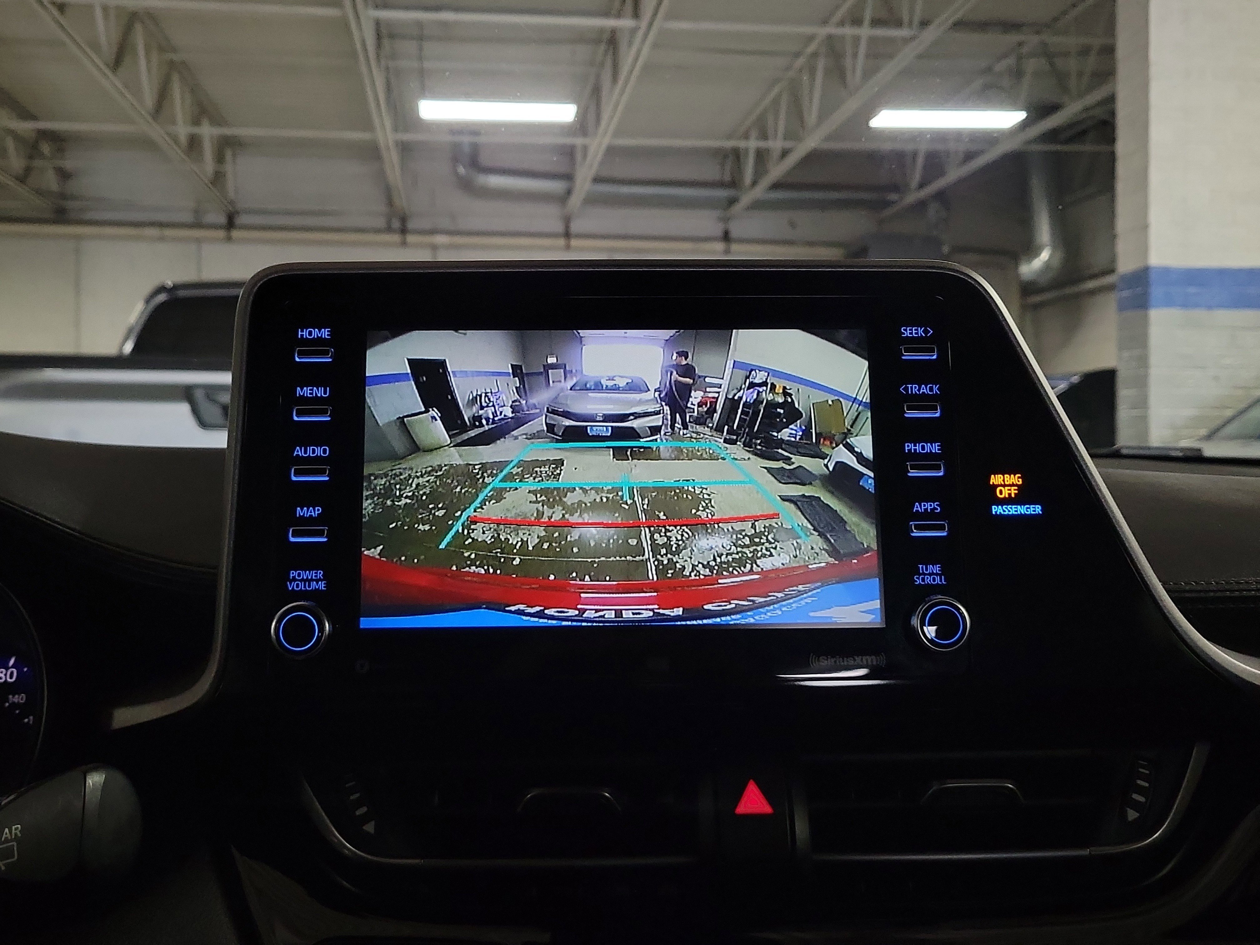 Used 2020 Toyota C-HR LE FWD image 30