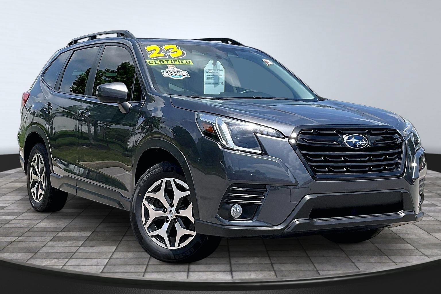 Certified 2023 Subaru Forester Premium AWD/4WD image 10