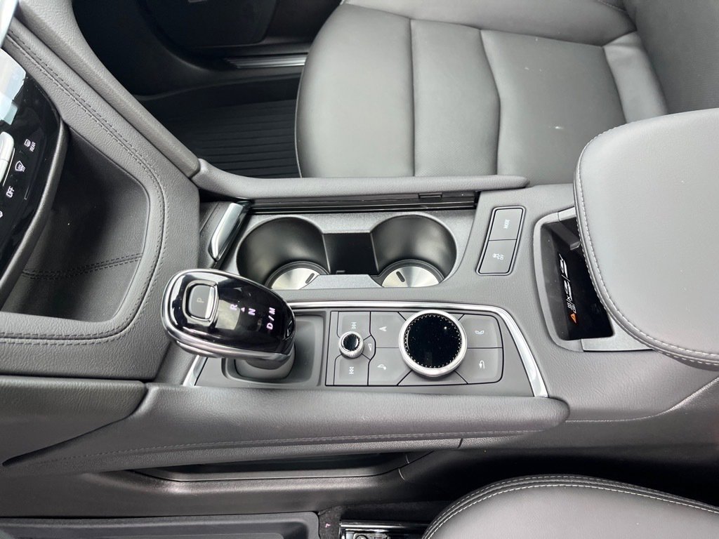 New 2025 Cadillac XT5 Sportv w/ LPO, Floor Liner Package image 11