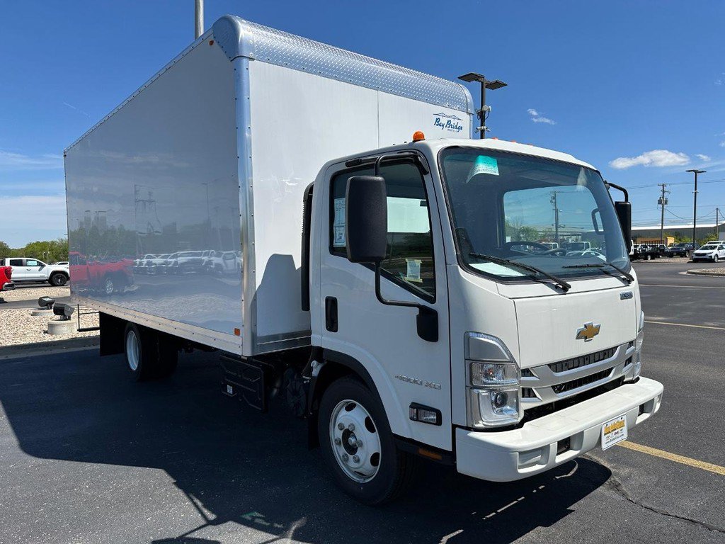 New 2024 Chevrolet Low Cab Forward 4500 XD RWD image 3
