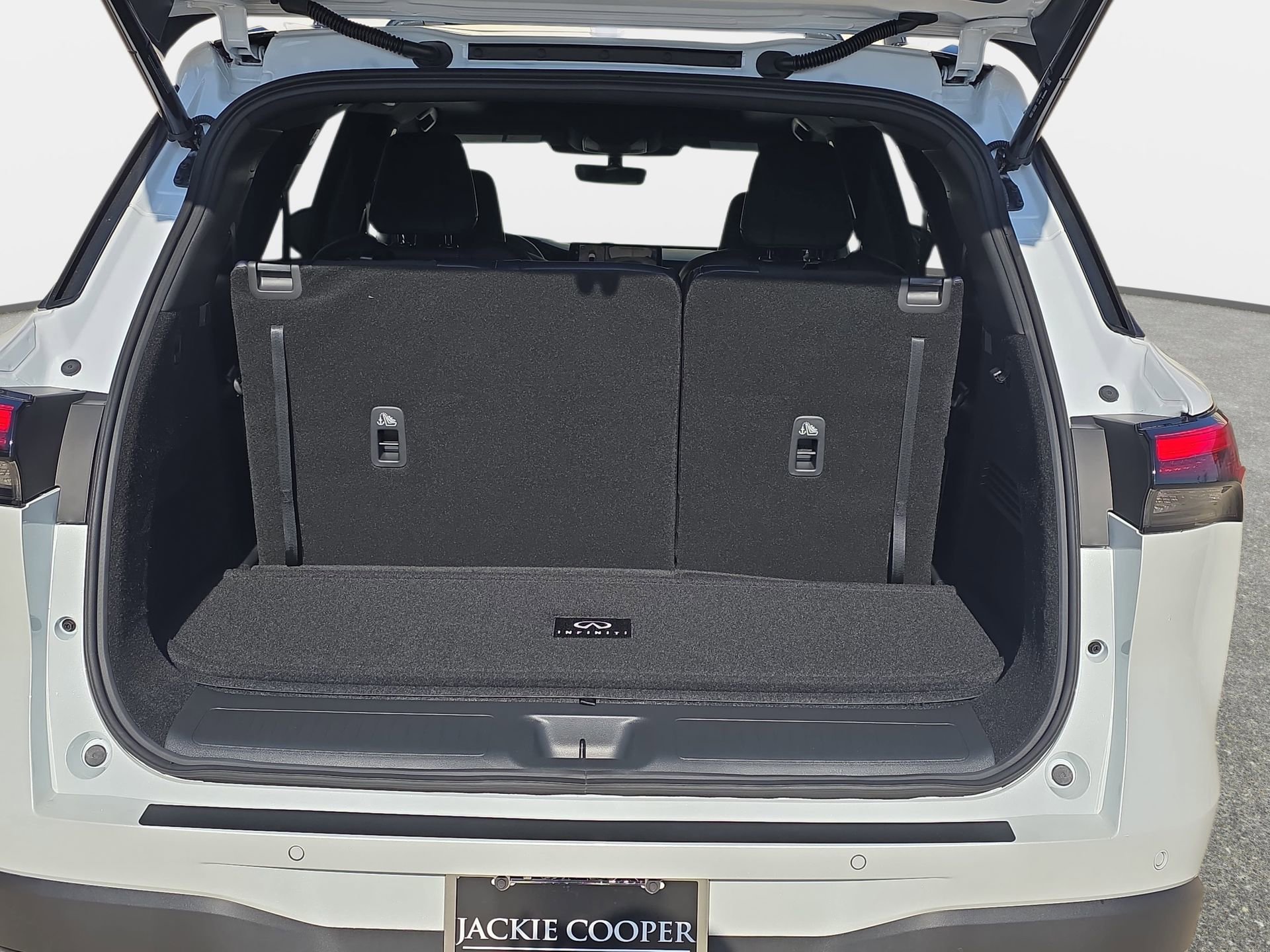 New 2026 INFINITI QX60 Sport w/ Dark Cargo Package AWD/4WD image 12