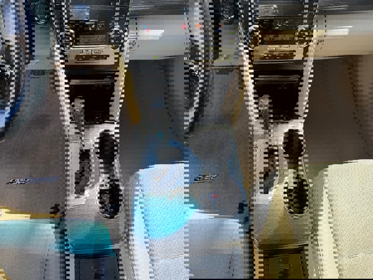 Used 2012 Toyota Camry XLE w/ Leather Pkg image 15