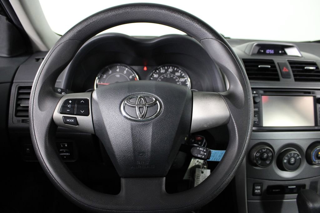 Used 2013 Toyota Corolla S image 8