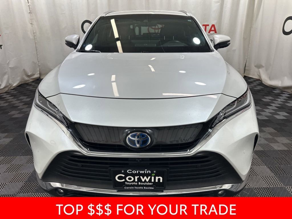 Used 2024 Toyota Venza Limited image 2