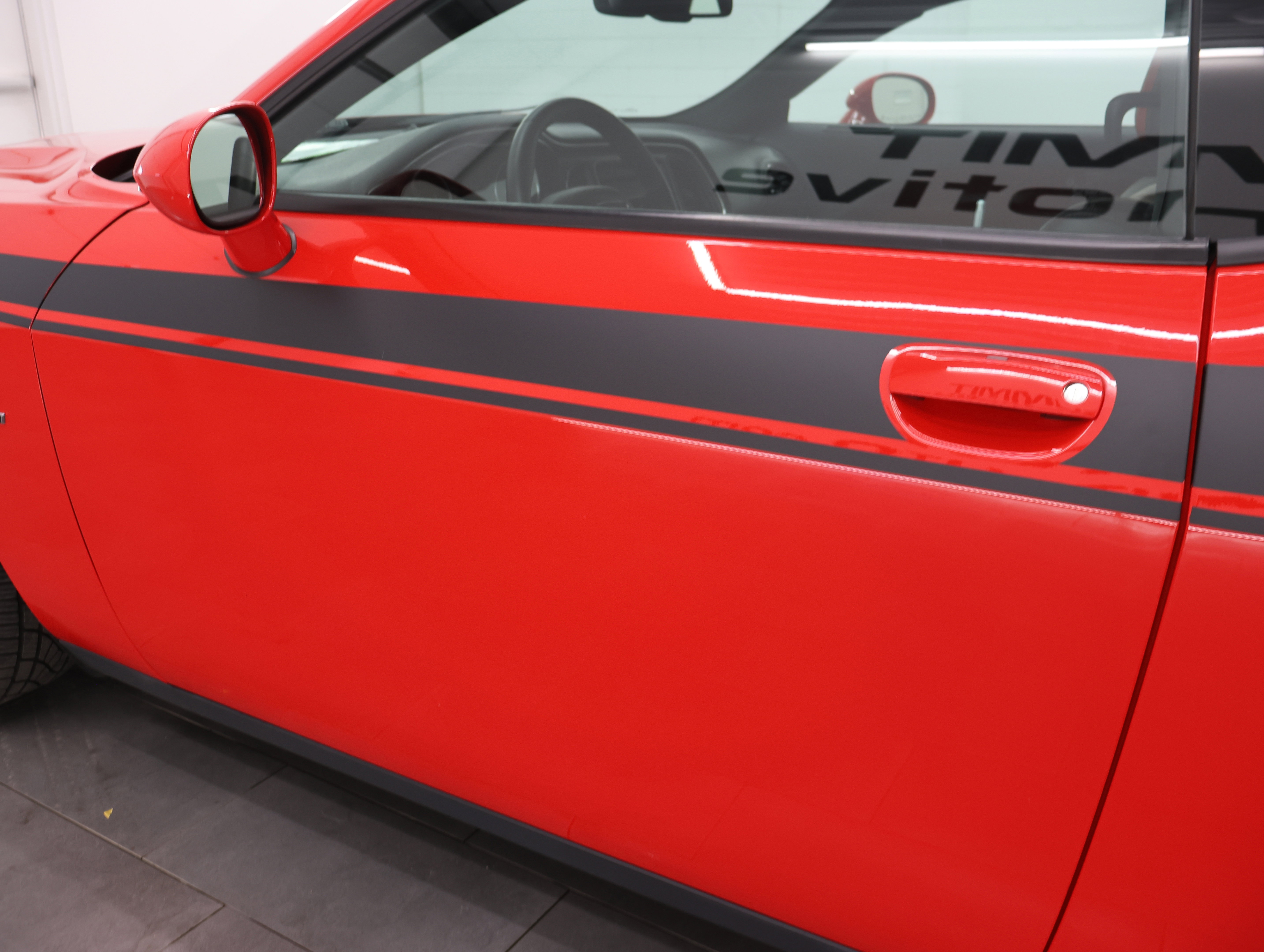 Used 2015 Dodge Challenger R/T w/ Quick Order Package 22B R/T image 31