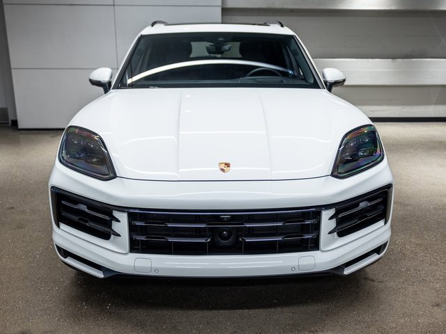 Used 2025 Porsche Cayenne S image 12