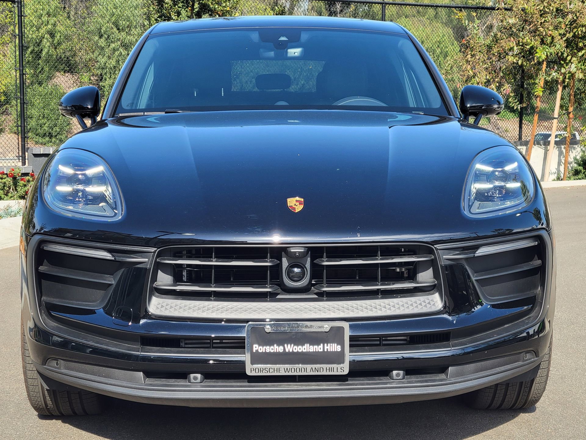 Used 2025 Porsche Macan image 10