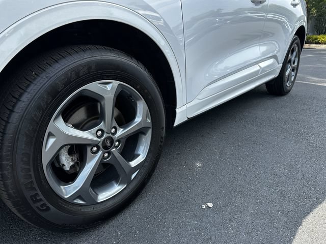 Certified 2023 Ford Escape ST-Line w/ Tech Pack #1 AWD/4WD image 12