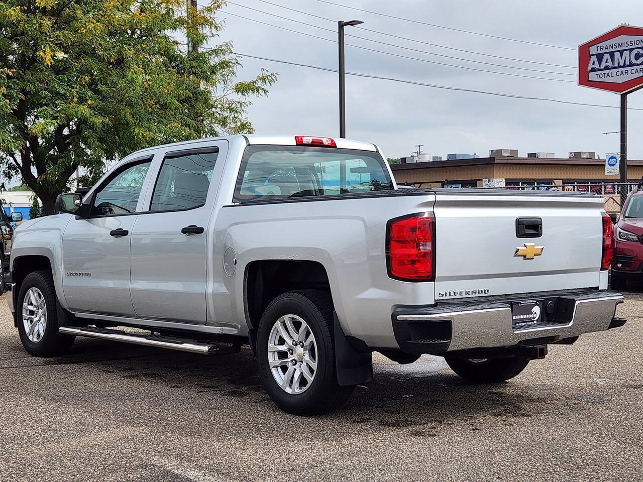 Used 2014 Chevrolet Silverado 1500 W/T w/ Chrome Bumper Package AWD/4WD image 8