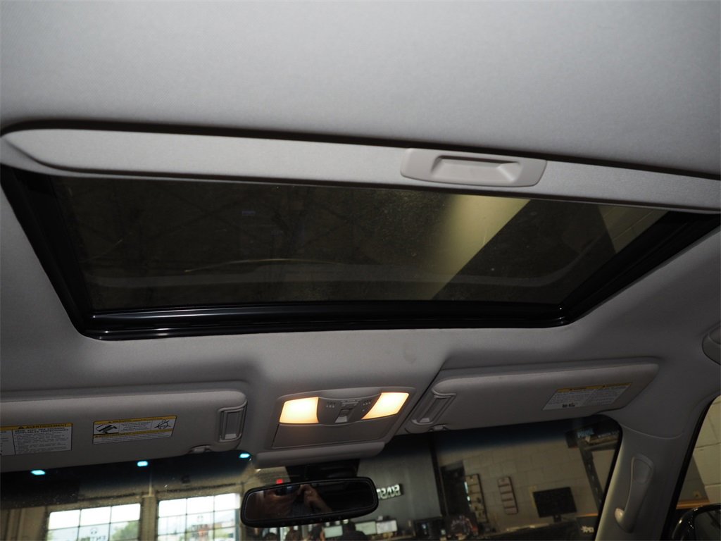 Used 2017 Nissan Armada Platinum w/ Captain Seat Package image 12
