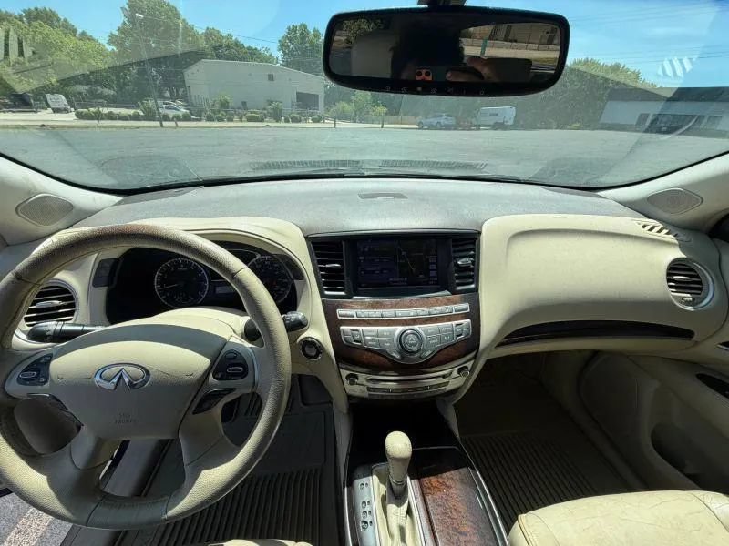 Used 2013 INFINITI JX35 AWD w/ Premium Pkg image 18