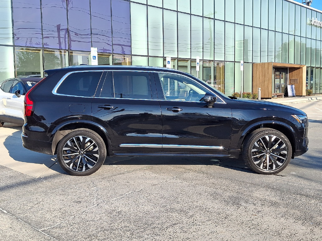 Certified 2026 Volvo XC90 B6 Plus AWD/4WD image 32
