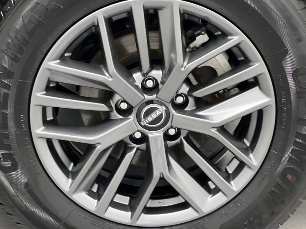 Used 2024 Nissan Rogue S FWD image 59