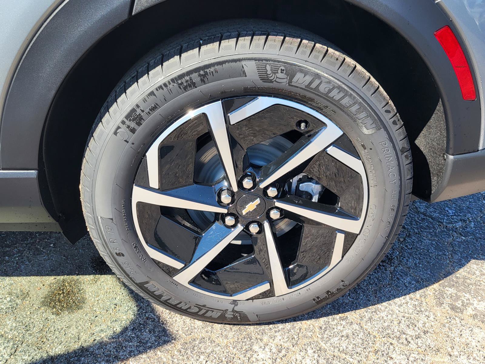 New 2026 Chevrolet Equinox EV LT AWD/4WD image 20