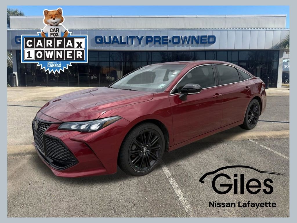 Used 2019 Toyota Avalon XSE FWD image 1