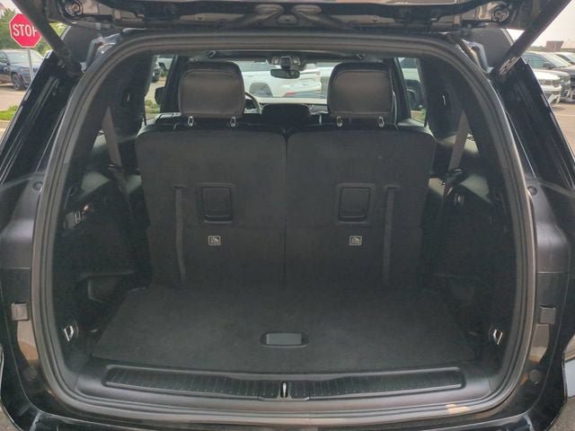 Used 2023 Jeep Grand Cherokee L Laredo AWD/4WD image 13