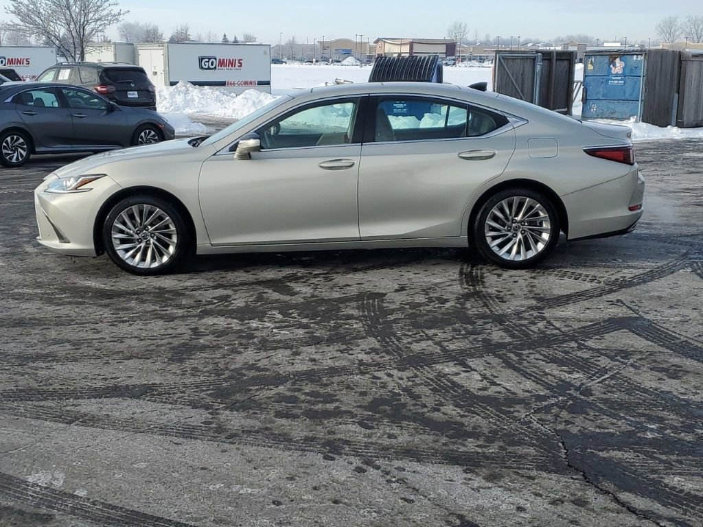 Used 2019 Lexus ES 350 Luxury image 4
