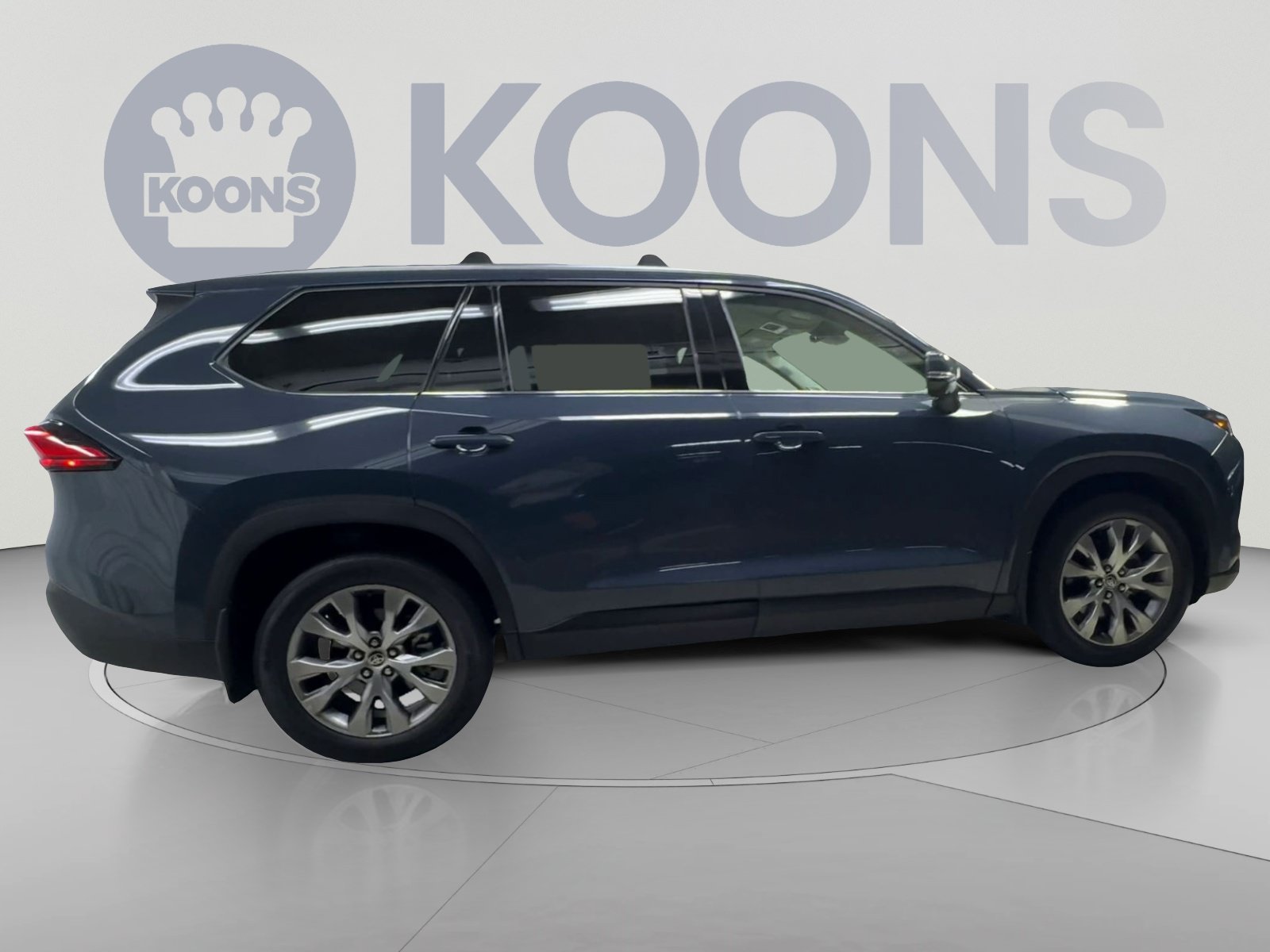 Used 2024 Toyota Grand Highlander AWD image 12
