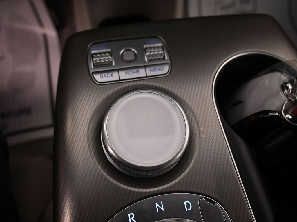 Used 2025 Genesis GV60 RWD image 17