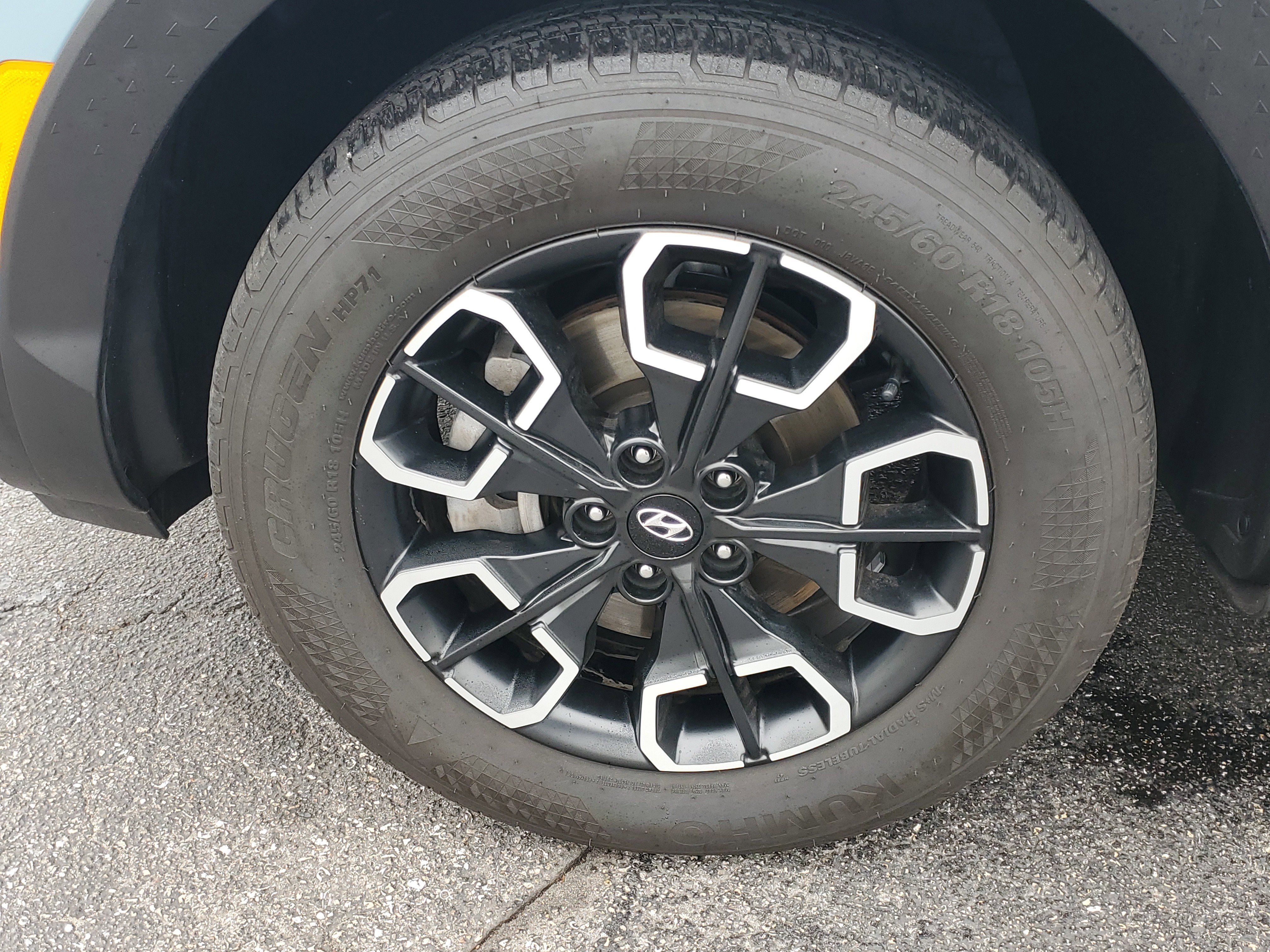 Used 2024 Hyundai Santa Cruz SEL image 9