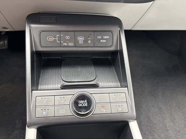 Used 2024 Hyundai Kona Limited image 17