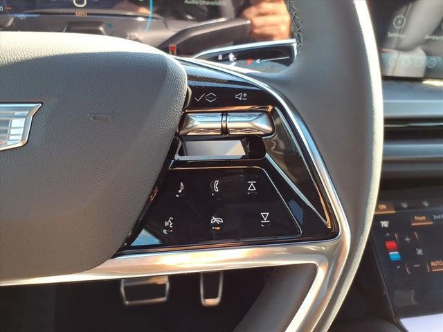 New 2026 Cadillac Vistiq Sport image 35