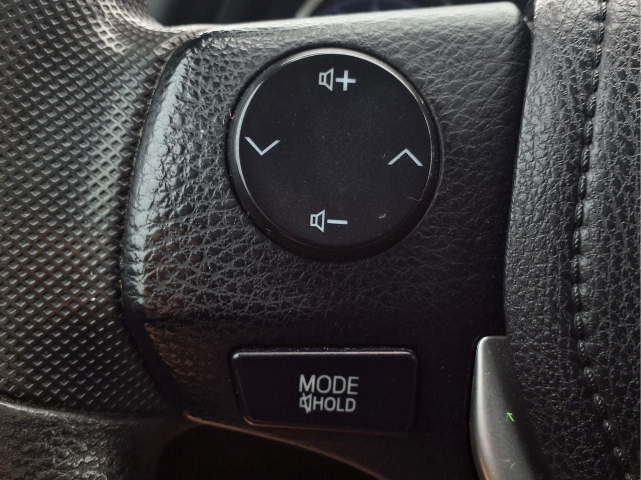 Certified 2019 Toyota Corolla LE FWD image 23