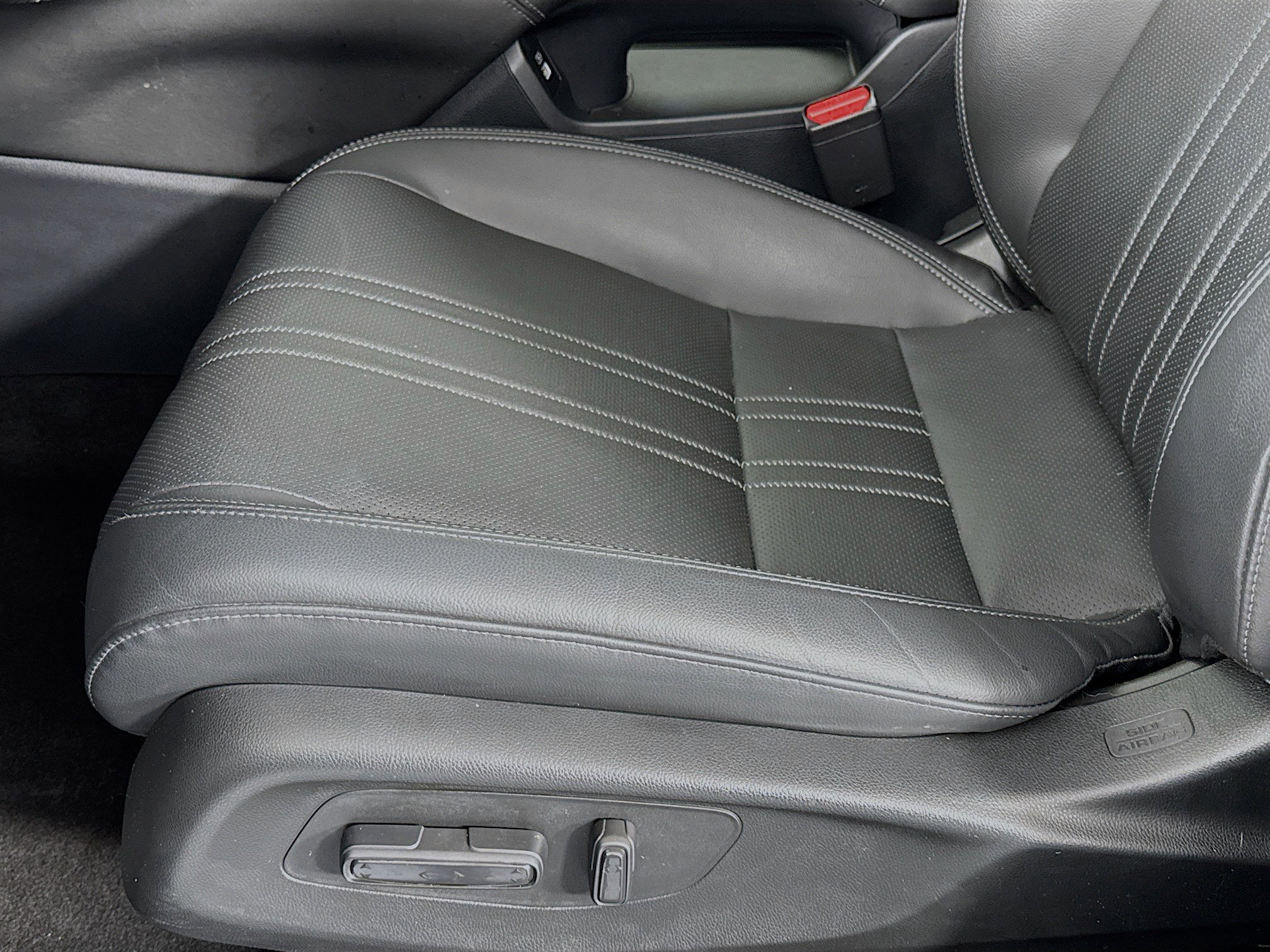 Certified 2023 Honda HR-V EX-L image 18