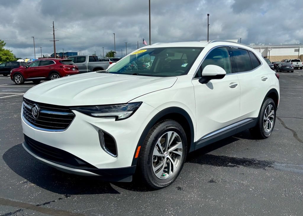Used 2023 Buick Envision Essence FWD image 3