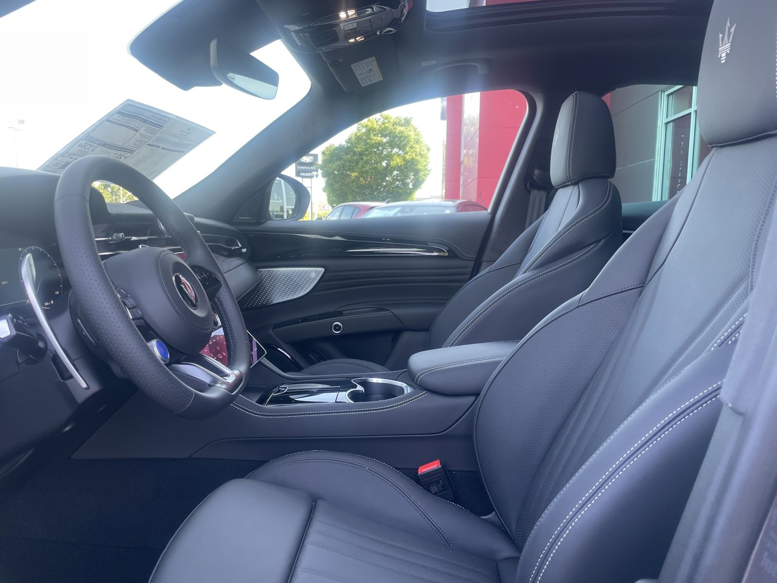 New 2024 Maserati Grecale GT image 17