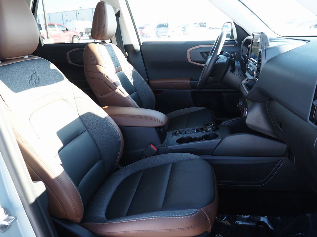 Used 2023 Ford Bronco Sport Outer Banks w/ Tech Package image 9