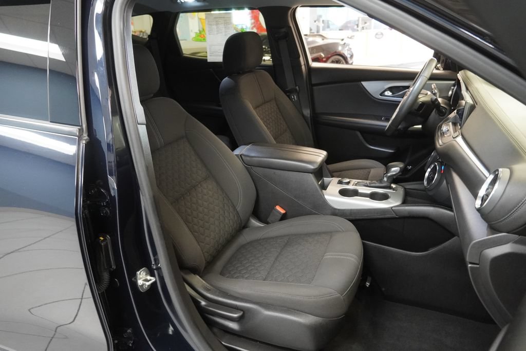 Used 2021 Chevrolet Blazer LT AWD/4WD image 23