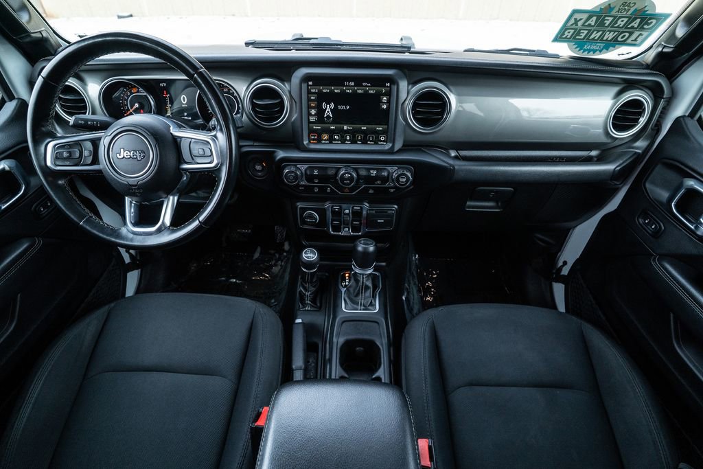 Used 2022 Jeep Wrangler Unlimited Sahara image 13