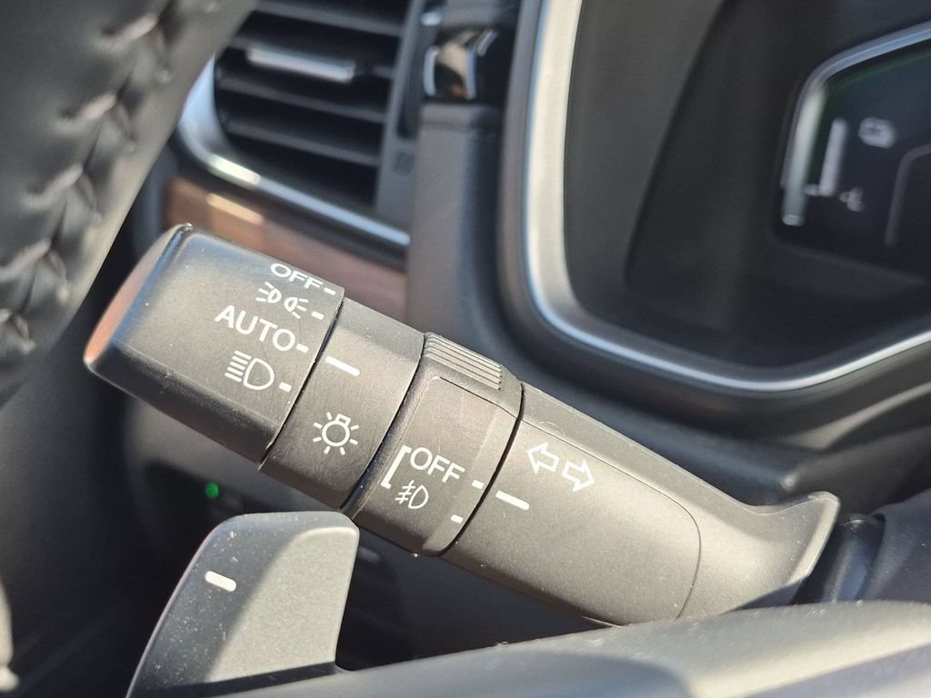 Used 2021 Honda CR-V Touring image 21