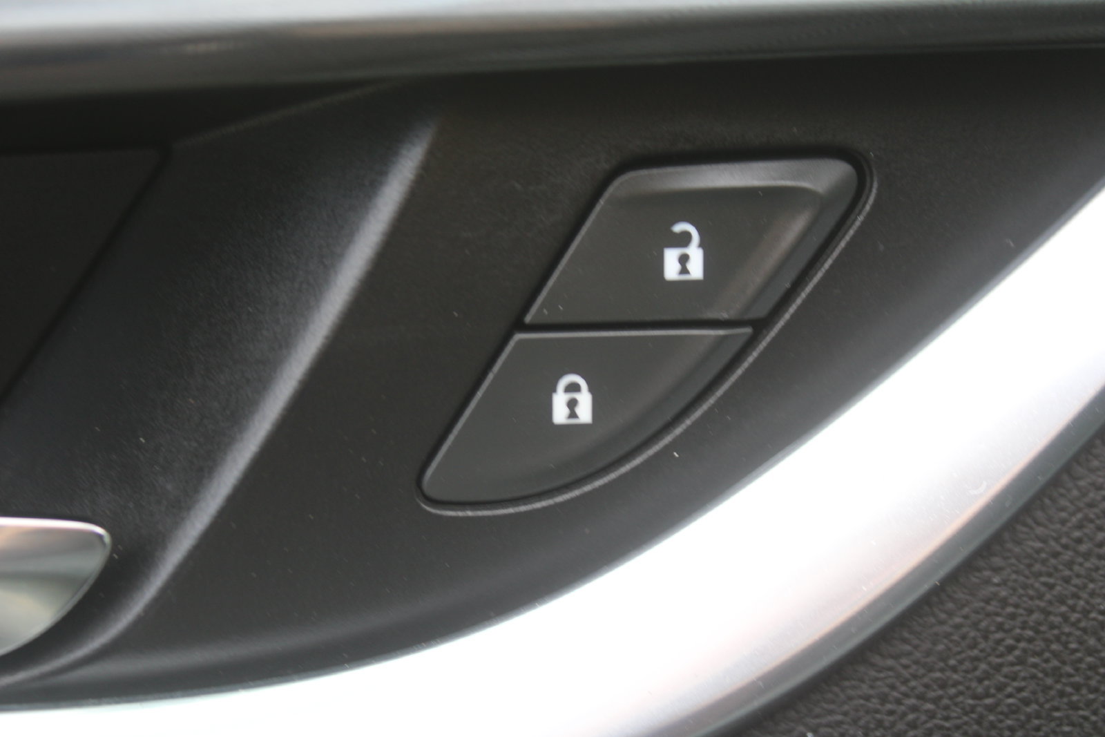 Used 2022 Buick Enclave Premium FWD image 23