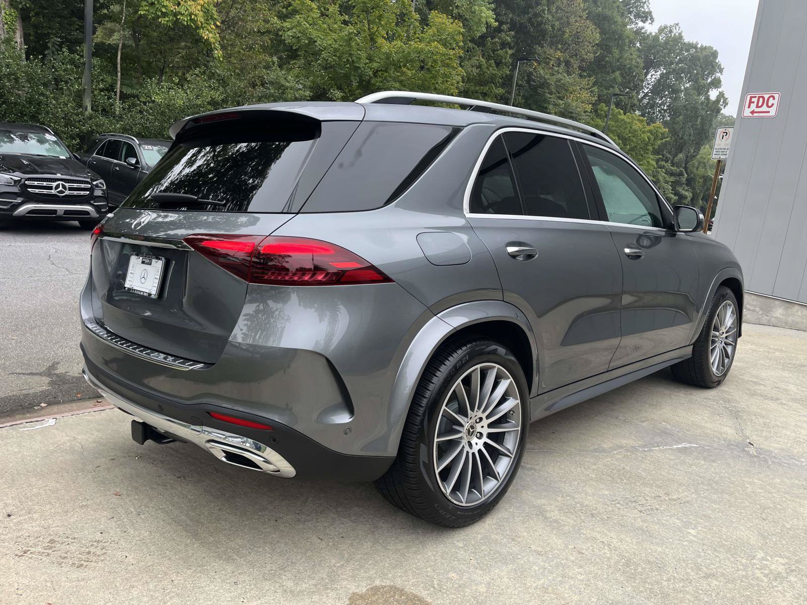 Certified 2025 Mercedes-Benz GLE 350 4MATIC image 7