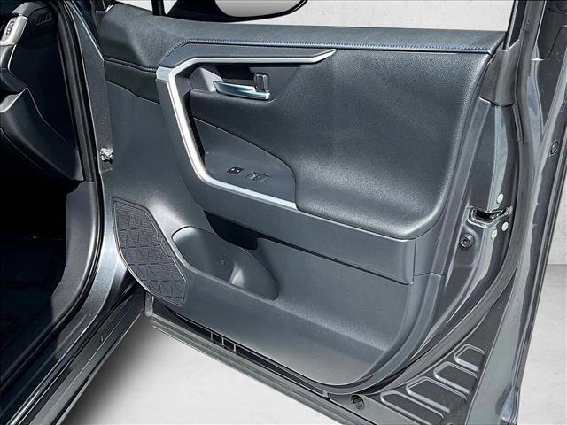 Used 2025 Toyota RAV4 XSE w/ Advanced Technology Package image 19