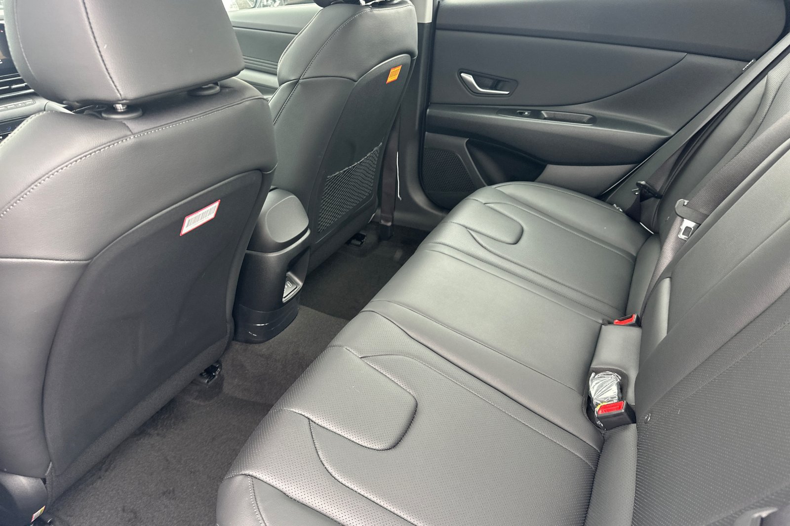New 2026 Hyundai Elantra Limited FWD image 13