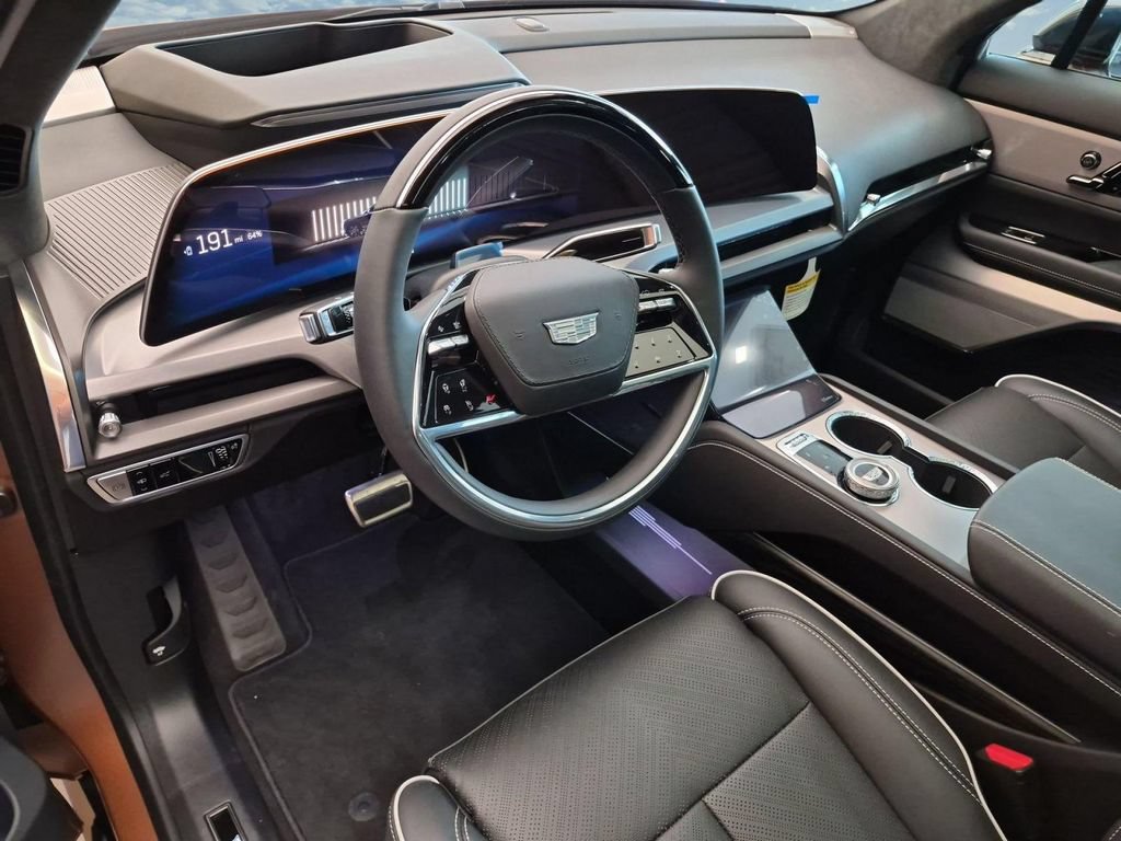 New 2027 Cadillac Vistiq Platinum AWD/4WD image 6