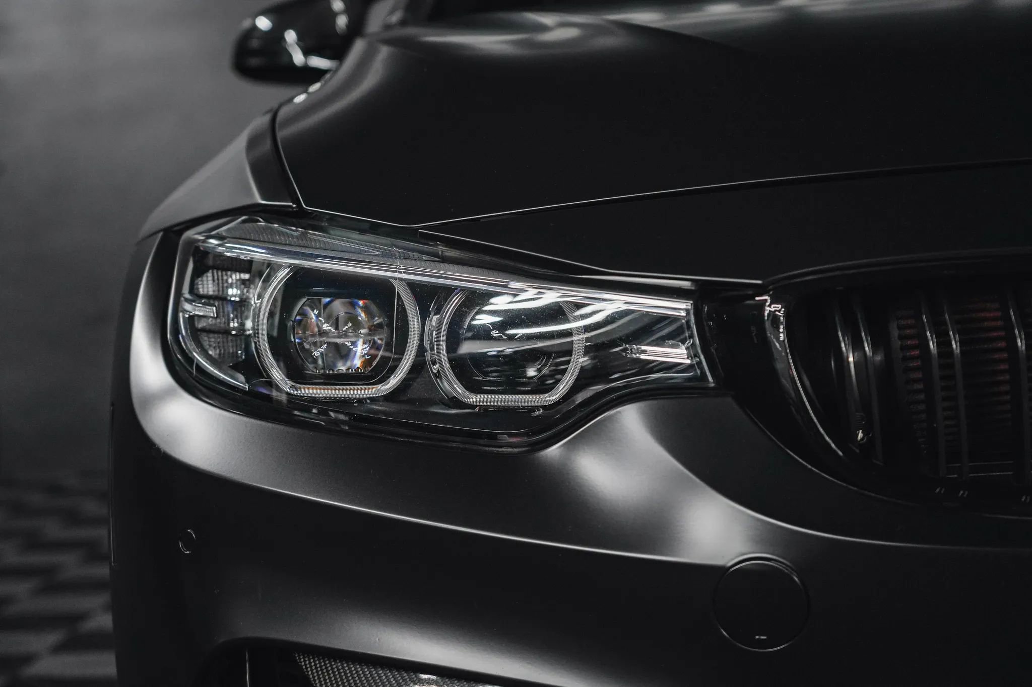 Used 2019 BMW M4 Coupe w/ Competition Package image 12