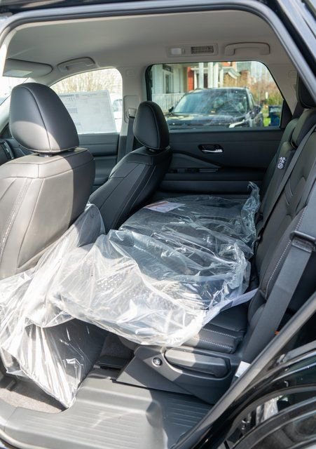 New 2026 Nissan Pathfinder SL AWD/4WD image 10