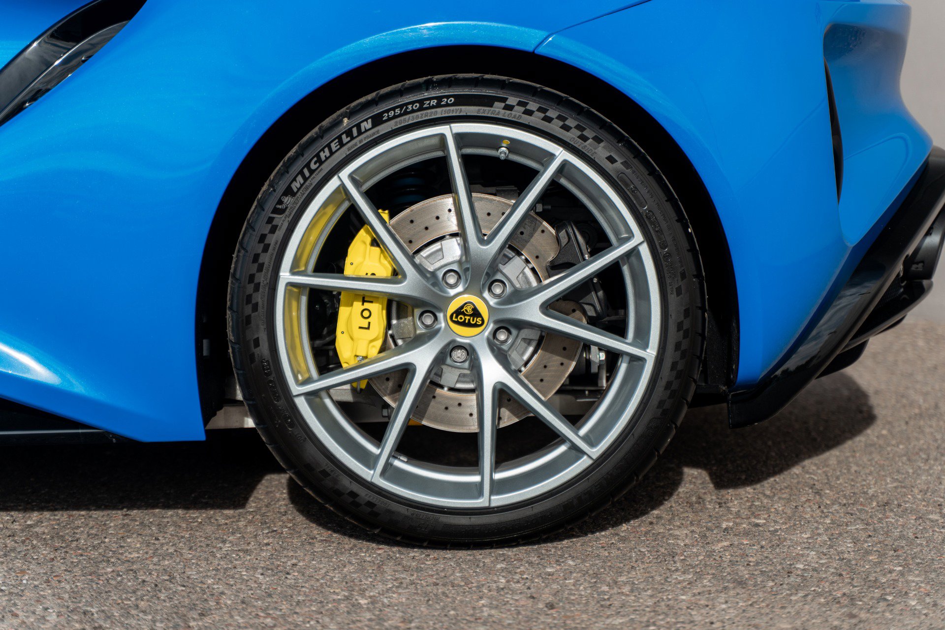 New 2026 Lotus Emira SE image 20