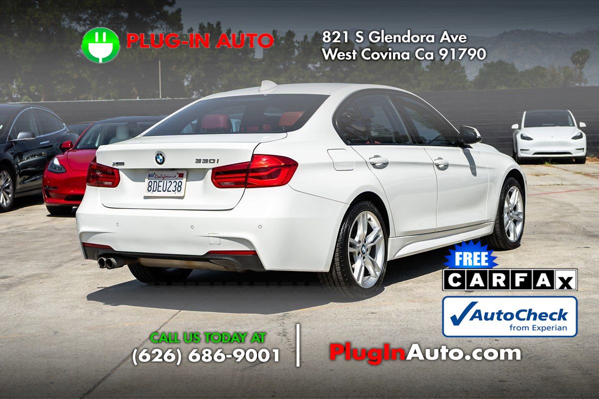 Used 2017 BMW 330i xDrive Sedan AWD/4WD image 10