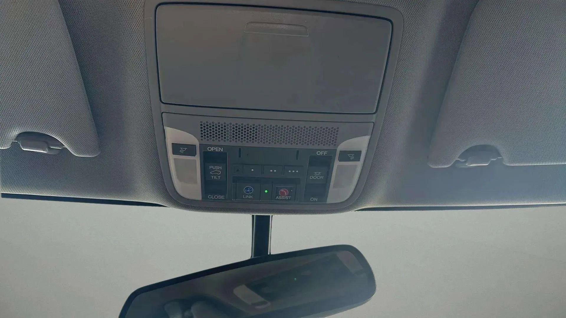 Used 2018 Acura RDX AWD w/ Technology Package image 39