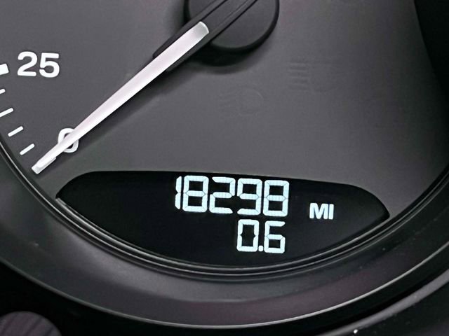 Certified 2023 Porsche Macan Turbo image 47