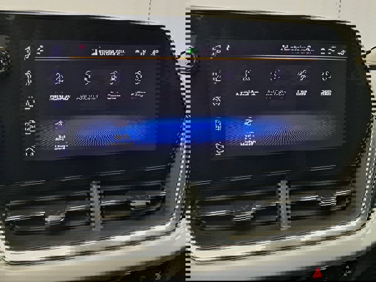 Used 2025 Chevrolet Trax LT image 15