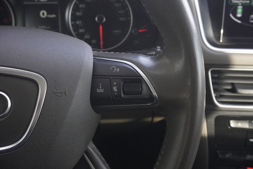 Used 2017 Audi Q5 2.0T Premium Plus image 12