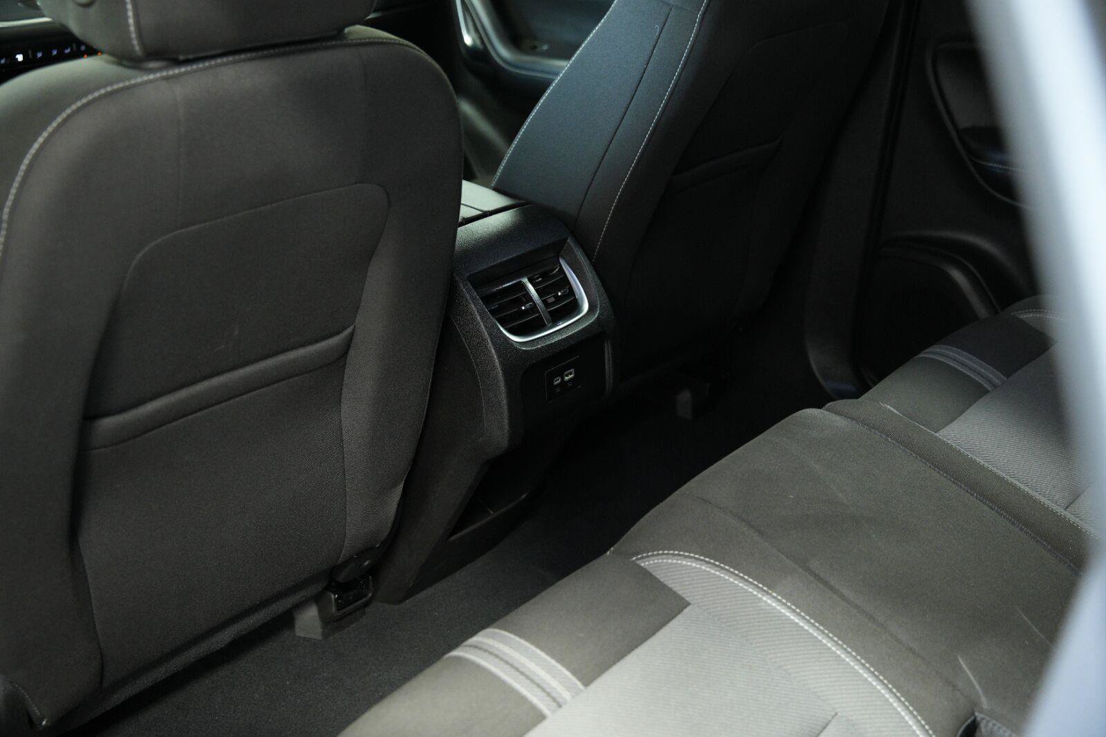 Certified 2025 Chevrolet Blazer LT FWD image 31