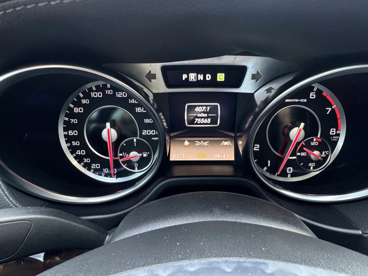 Used 2013 Mercedes-Benz SL 63 AMG image 32